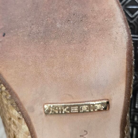 🐢 Cole Haan Carma Air Croc Embossed Pumps Size 9.5  3.25" heel - Picture 11 of 14